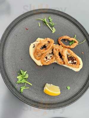 Lasseter's Restaurant & Bar