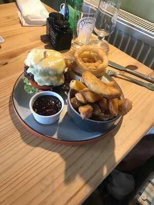 The Roebuck Inn - Photo 7