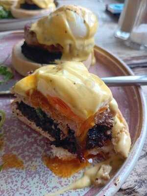 Albion Farm Shop & Cafe