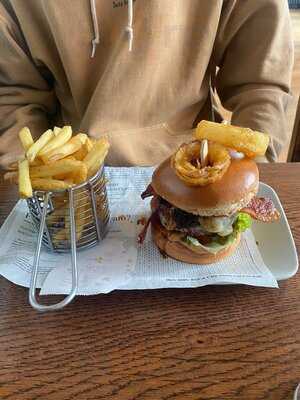 Goodliffes Restaurant & Bar