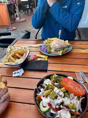 The George Bar & Grill