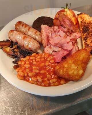 The Overstone Arms Pub And Dining