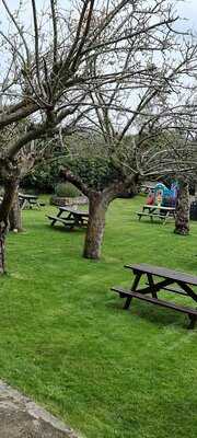 The Overstone Arms Pub And Dining