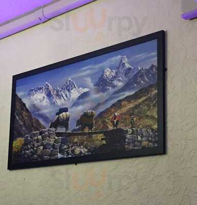 Lemon Leaf Restaurant & Bar