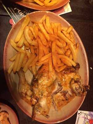 Nando's Watford - High Street