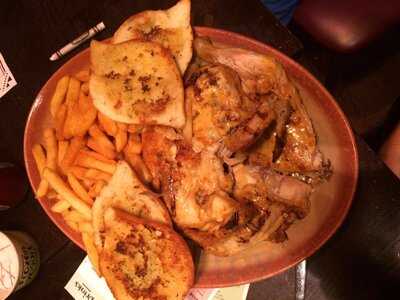 Nando's Watford - High Street