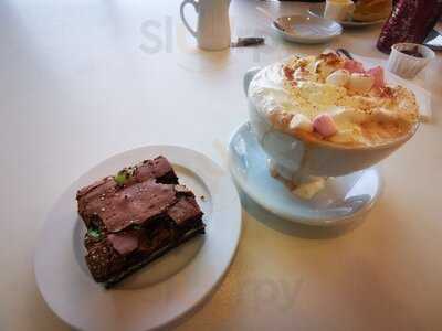 The Bay Cafe & Kitchen