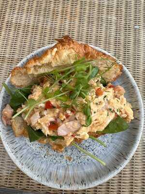 Gloagburn Farm Shop And Cafe