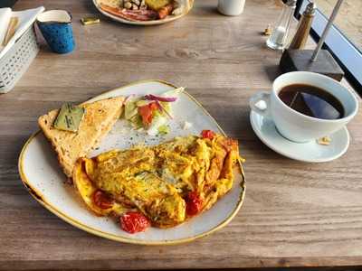 Gwyn's Cafe & Pavilion