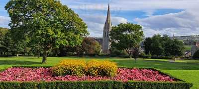 Gwyn's Cafe & Pavilion