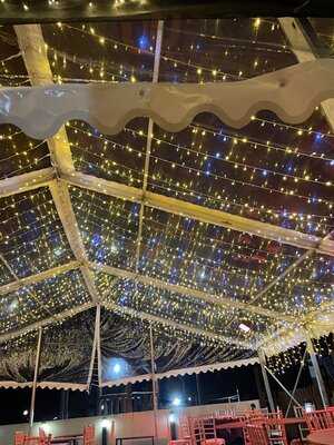 Shampan At The Spinning Wheel