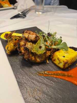 Shampan At The Spinning Wheel