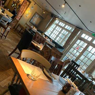 The Priory Pub & Kitchen