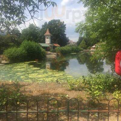 Valentines Park Cafe