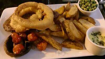 Silks Bistro & Champagne Bar