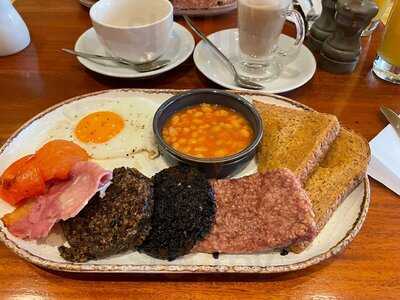 Friars Wynd Bistro & Bar