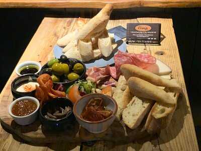 The Crook Bar & Bistro