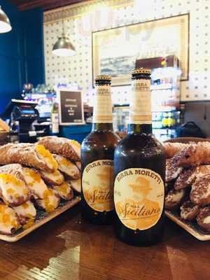 Chester's Coffee House