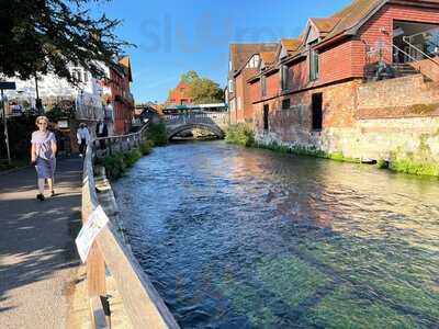 The Bishop On The Bridge, Winchester