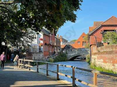 The Bishop On The Bridge, Winchester