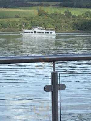 Duck Bay Hotel & Restaurant