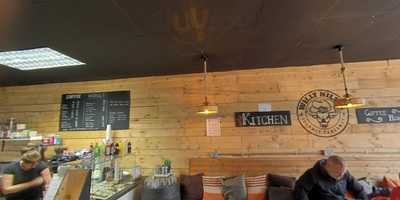 Willy Nilly's Kitchen & Coffee House