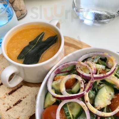 The White House, Guildford