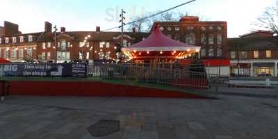 Reason Coffee Shop & Bookstore