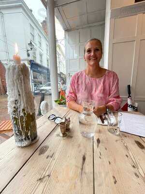 Folkestone Wine Company