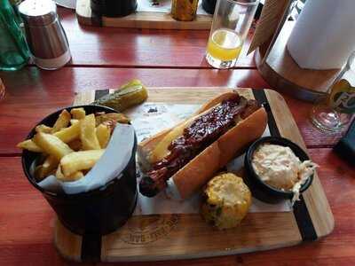 The Somerset Bbq Kitchen & Deli