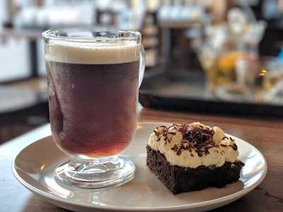 The Quirky Raven Coffee