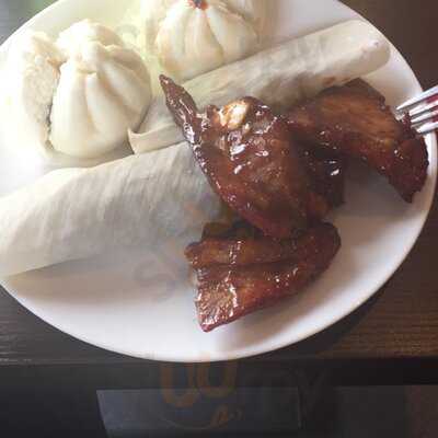 Mei's Buffet Restaurant