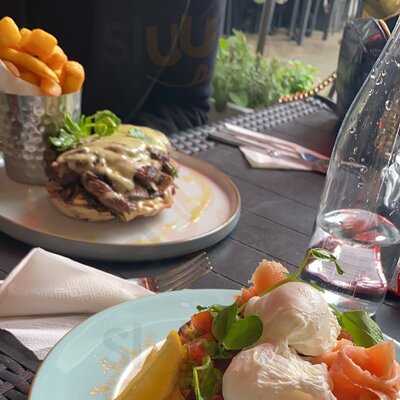 The Pantiles Cafe & Bar