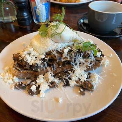 The Pantiles Cafe & Bar