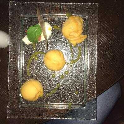 The Waterfoot Wine Bar