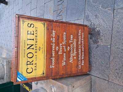 Cronies Restaurant & Bar