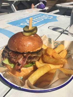 The Slope Beach Bar & Kitchen