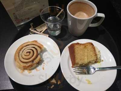 The Cafe At The Glasshouse International Centre For Music