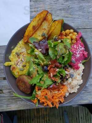 The Green Heart Cafe