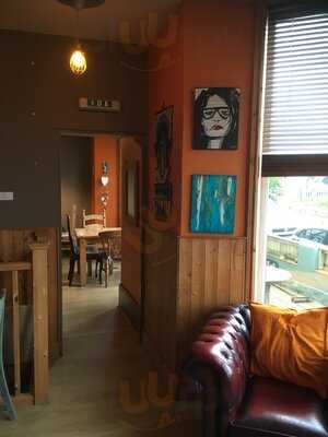 The Green Heart Cafe