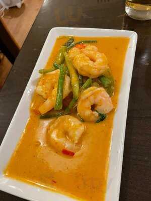 Mona’s Thai &asian Cuisine