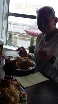 The York Hotel Wine Bar And Restaurant