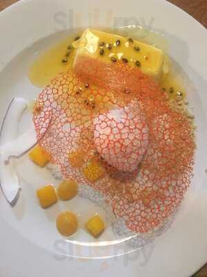 The Avenue Restaurant