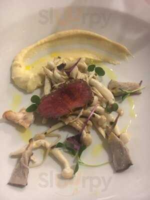 The Avenue Restaurant