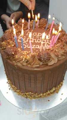 Crystal's Cupcakes & Sandwich Bar