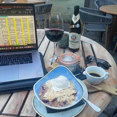 Lass O'richmond Hill