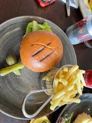 Scholars At The Stirling Highland