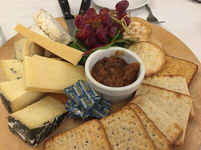 Beaucliffes Restaurant - Breakfast Only