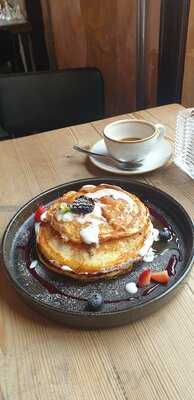 Framptons Cafe Bar & Kitchen