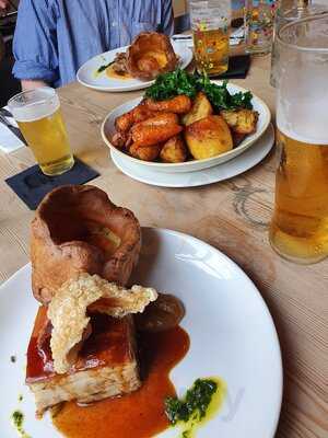 Framptons Cafe Bar & Kitchen